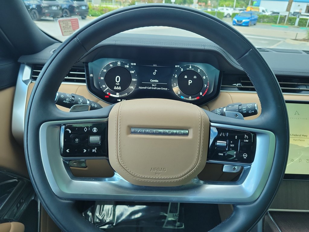 Certified 2025 Land Rover Range Rover SE AWD/4WD image 29