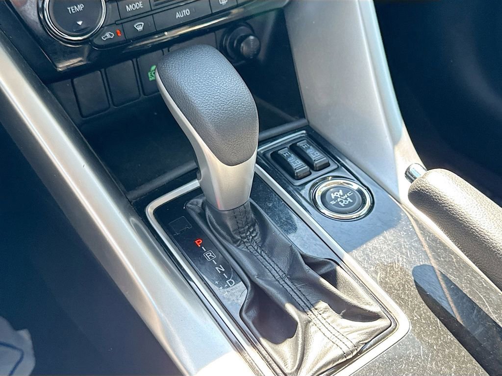 Used 2024 Mitsubishi Eclipse Cross LE image 16