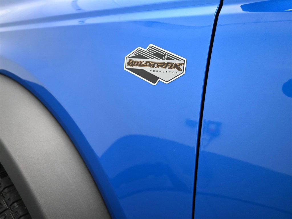 Used 2022 Ford Bronco Wildtrak image 11