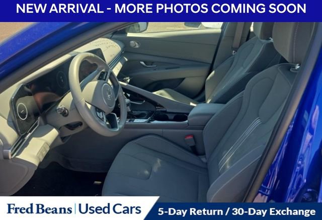 Used 2023 Hyundai Elantra SEL w/ Convenience Package FWD image 11