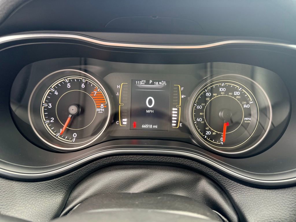 Used 2019 Jeep Cherokee Sport image 21