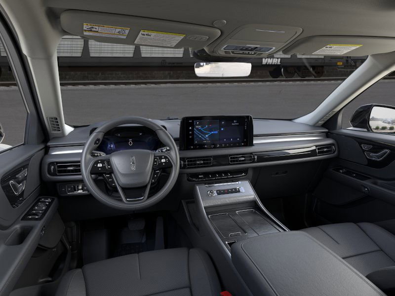 New 2026 Lincoln Aviator AWD w/ Jet Appearance Package image 9