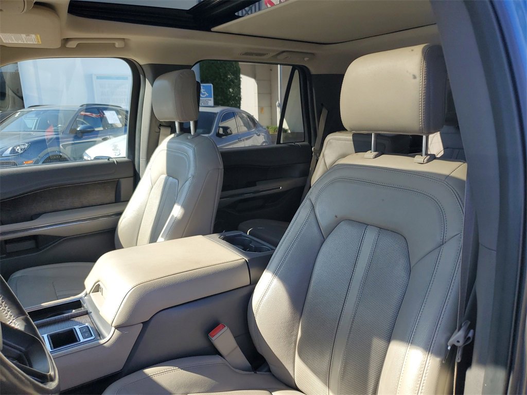 Used 2019 Ford Expedition Limited w/ Equipment Group 302A image 18