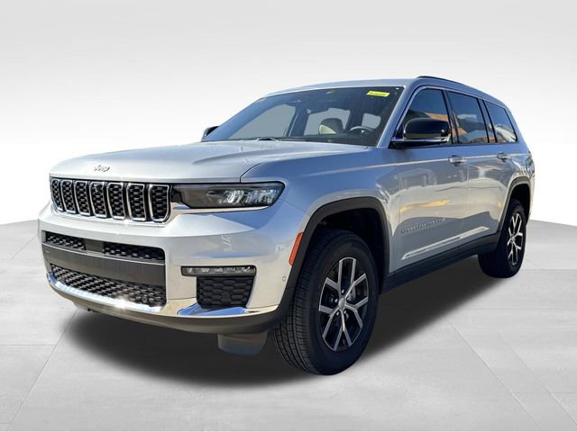 New 2025 Jeep Grand Cherokee L Limited w/ Luxury Tech Group II RWD image 4