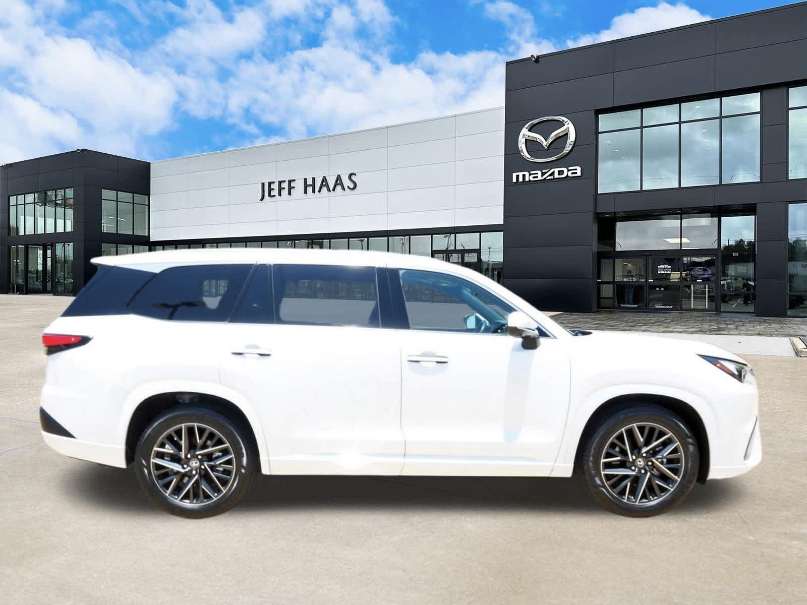 Used 2024 Lexus TX 350 AWD w/ Captains Chair Package image 6