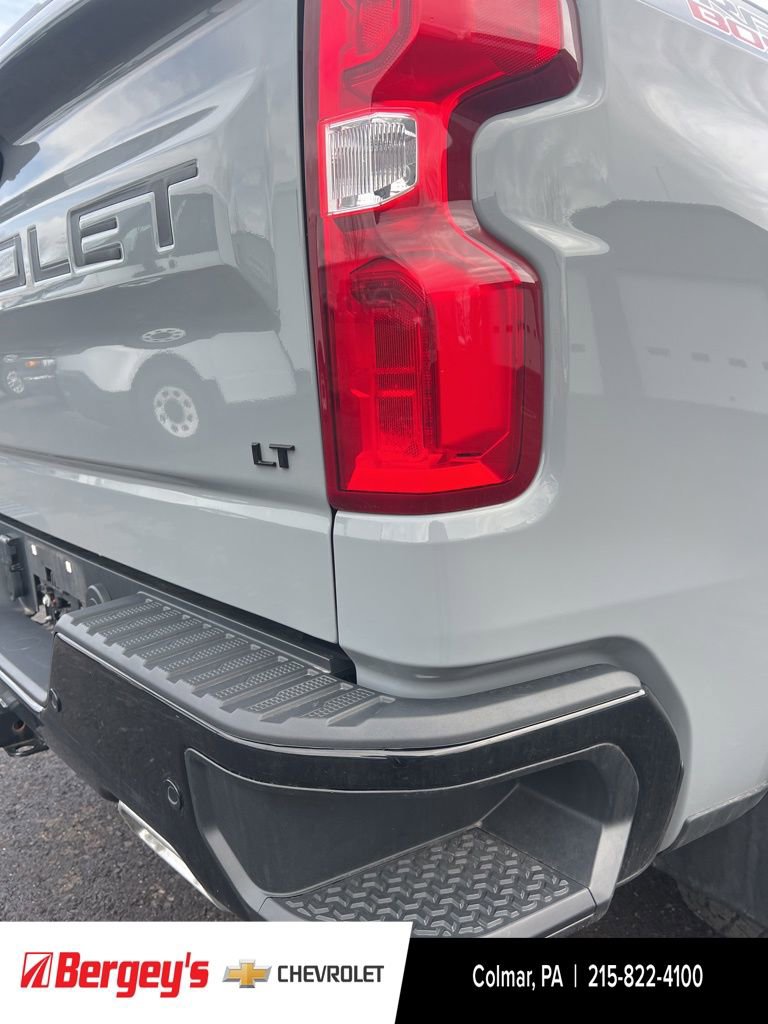 Used 2024 Chevrolet Silverado 1500 LT Trail Boss AWD/4WD image 9