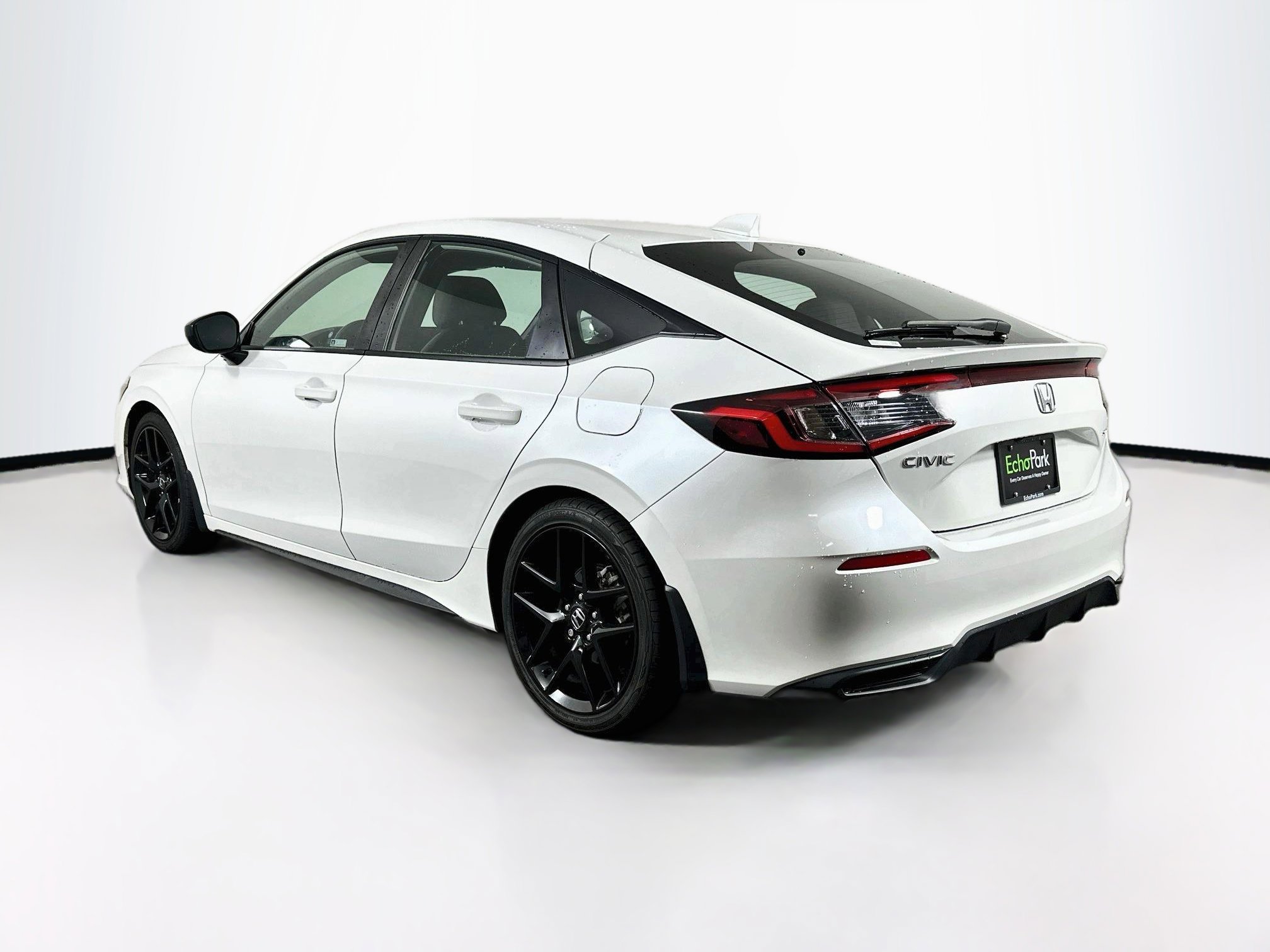 Used 2023 Honda Civic Sport image 5