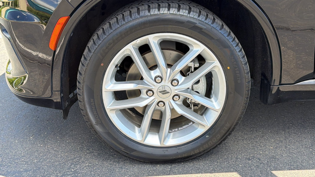 Used 2024 Dodge Durango GT AWD/4WD image 9