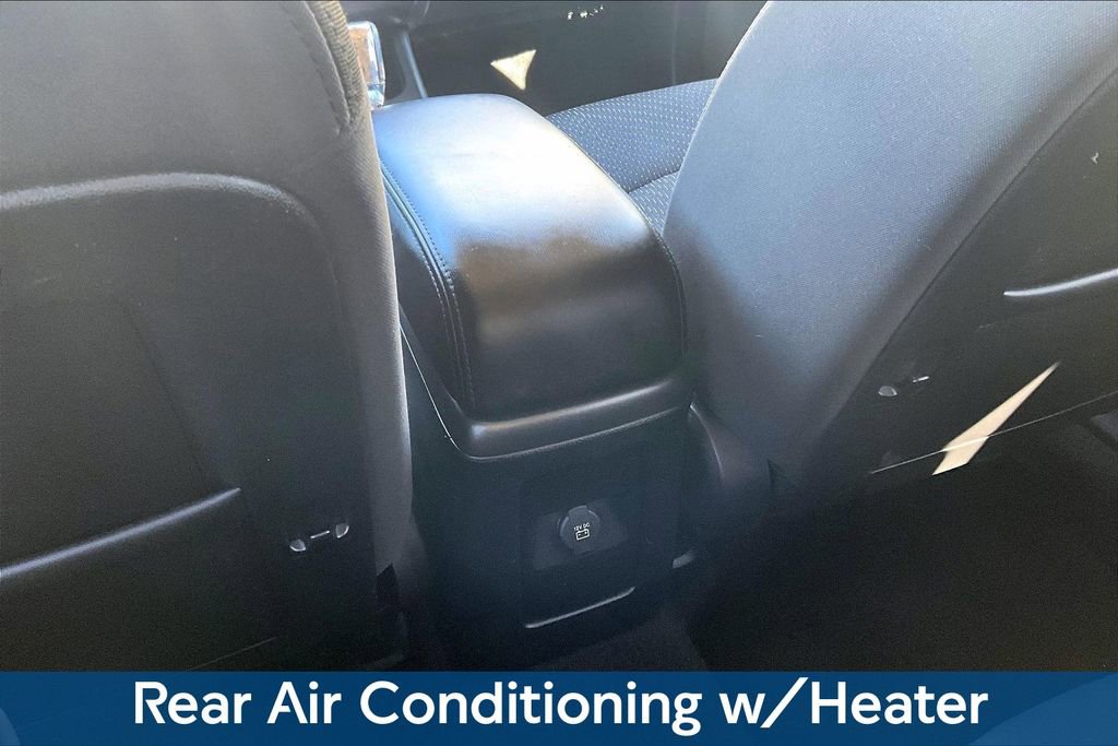 Used 2020 Dodge Journey SE w/ SE Popular Equipment Group image 11