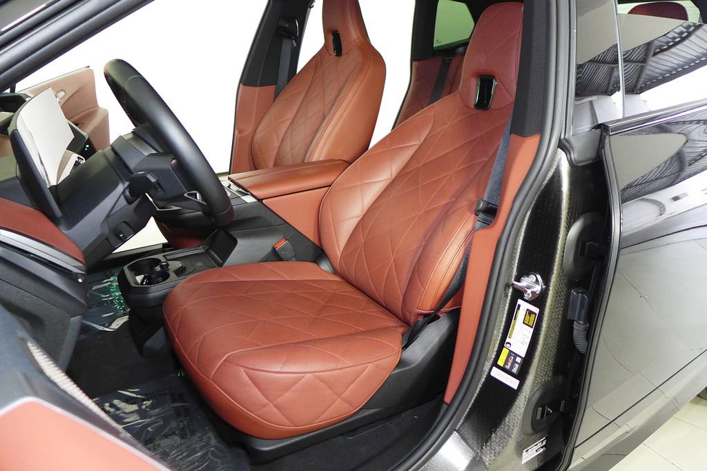 Used 2025 BMW iX M60 AWD/4WD image 21