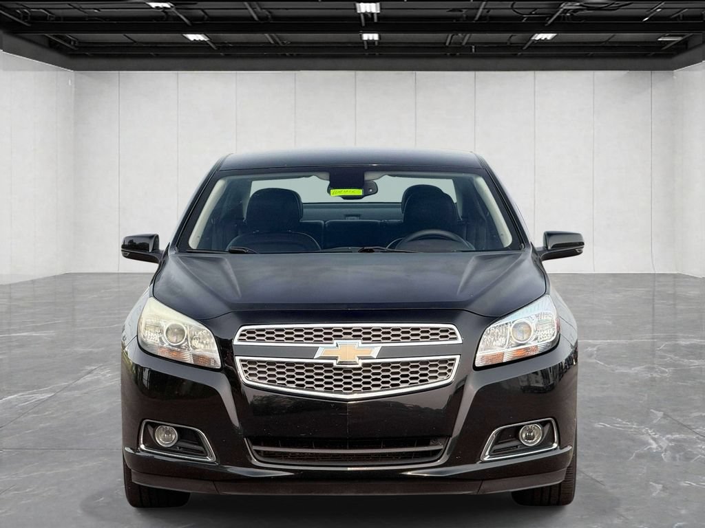 Used 2013 Chevrolet Malibu LTZ FWD image 2