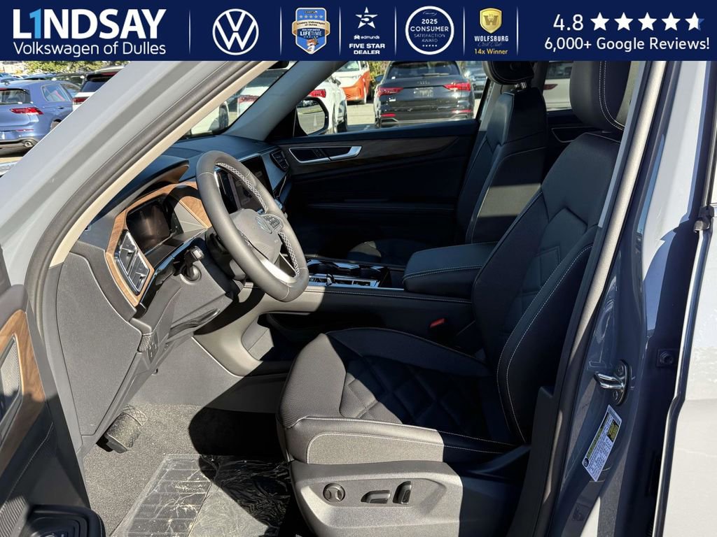 New 2026 Volkswagen Atlas SE image 8