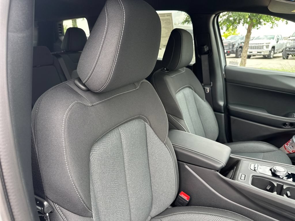 New 2026 Jeep Cherokee Laredo AWD/4WD image 36