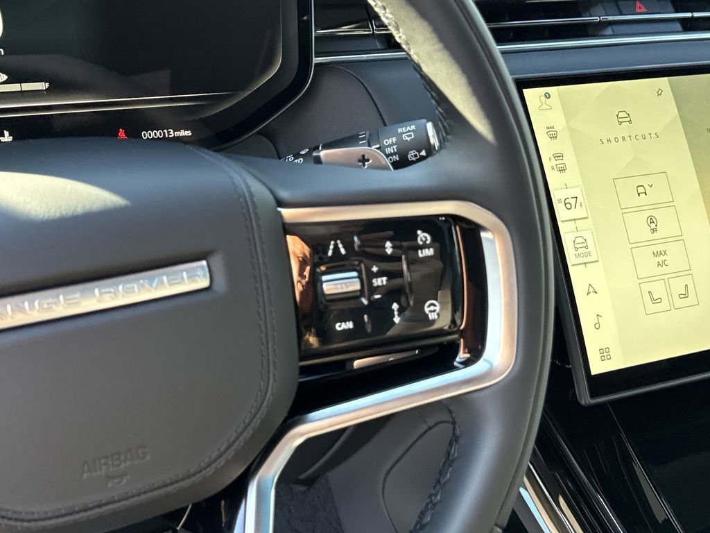 New 2025 Land Rover Range Rover Sport SE image 24