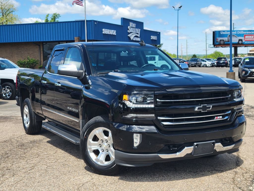 Used 2017 Chevrolet Silverado 1500 LTZ Z71 w/ LTZ Plus Package AWD/4WD image 27