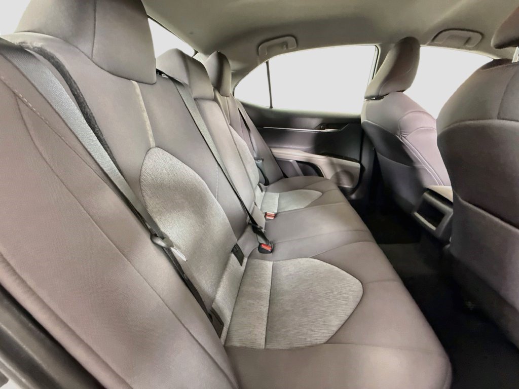 Used 2022 Toyota Camry LE AWD/4WD image 25