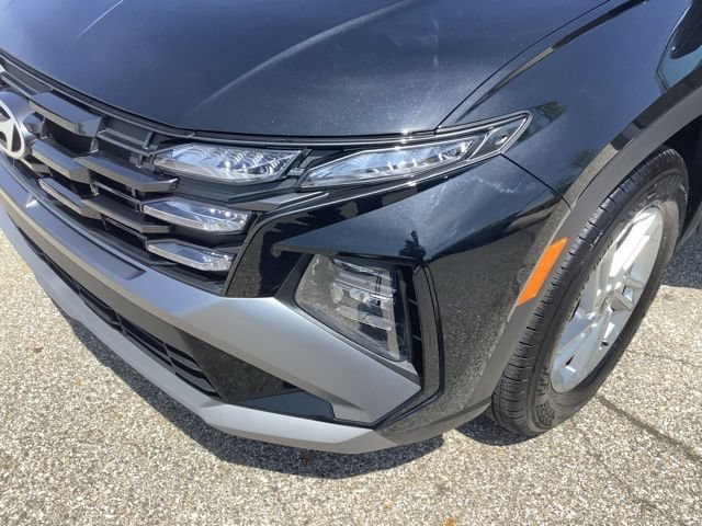 Certified 2025 Hyundai Tucson SE FWD image 27