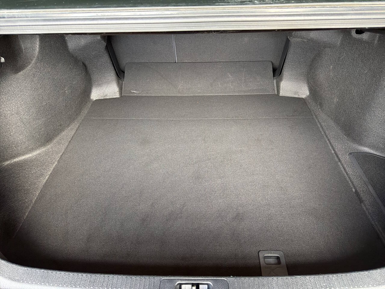 Used 2022 Toyota Camry LE FWD image 22
