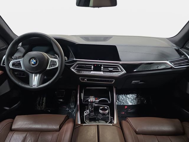 Used 2020 BMW X5 M50i w/ Executive Package image 10