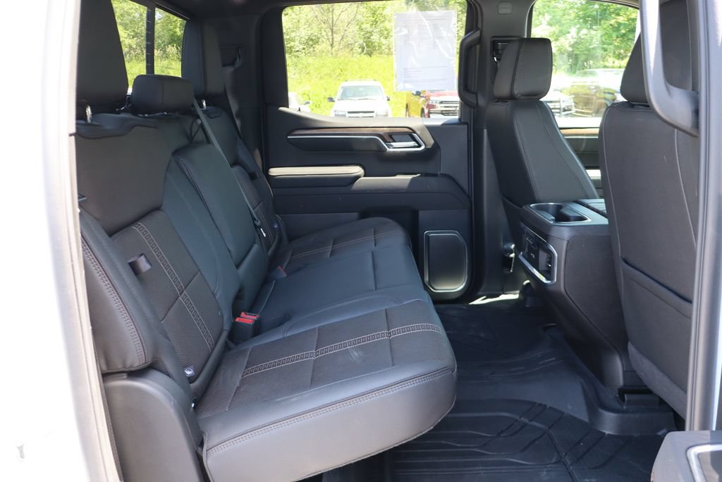 Used 2026 Chevrolet Silverado 1500 High Country w/ High Country Premium Package AWD/4WD image 48