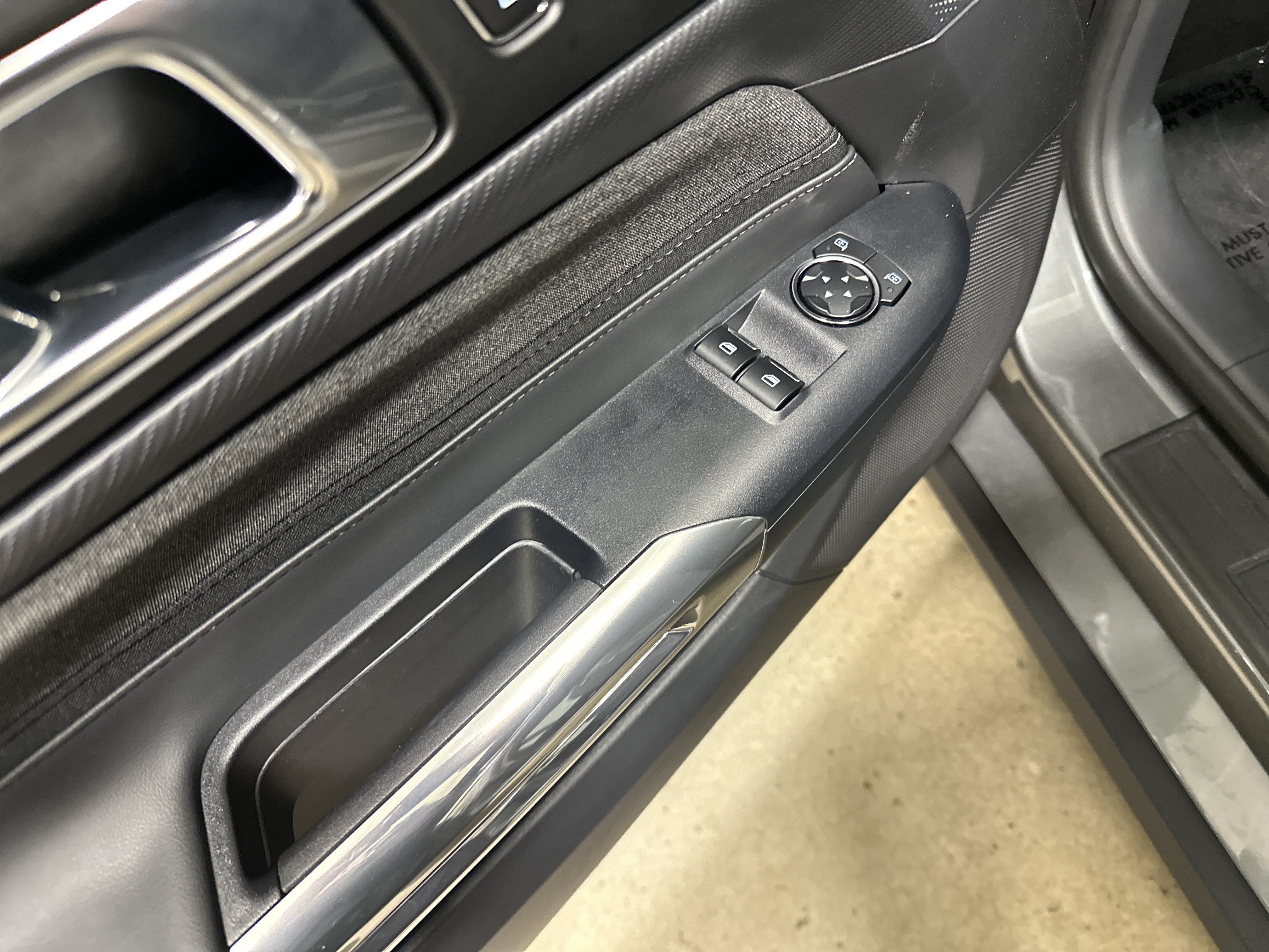 Used 2026 Ford Mustang Coupe RWD image 15