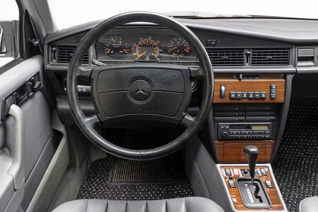Used 1991 Mercedes-Benz 190 E 2.6 image 23