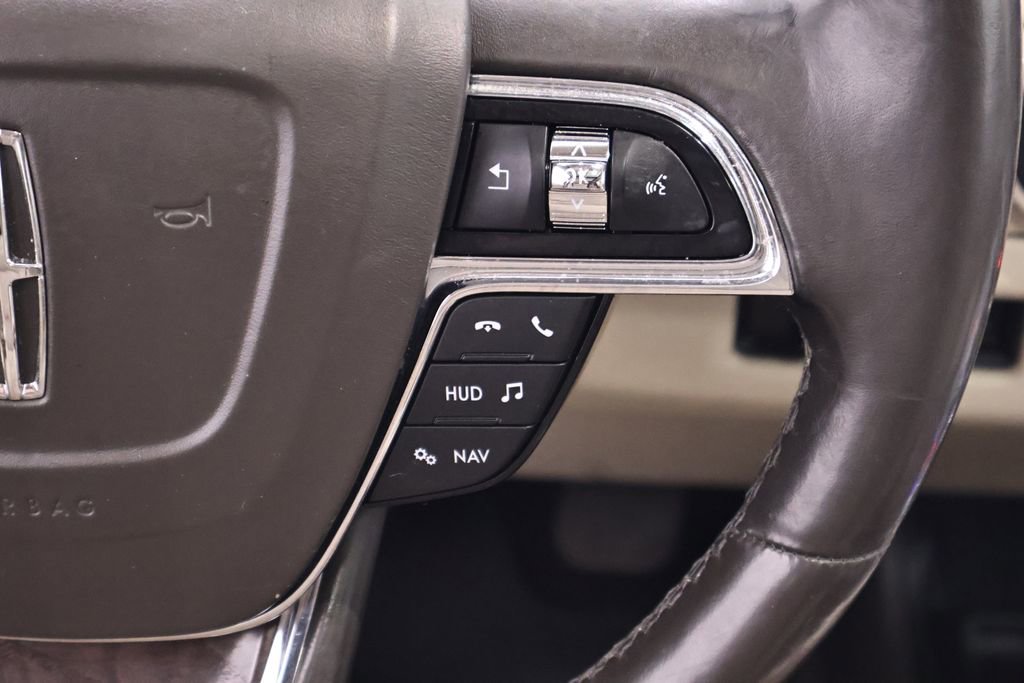 Used 2020 Lincoln Navigator L Reserve w/ Luxury Package AWD/4WD image 22