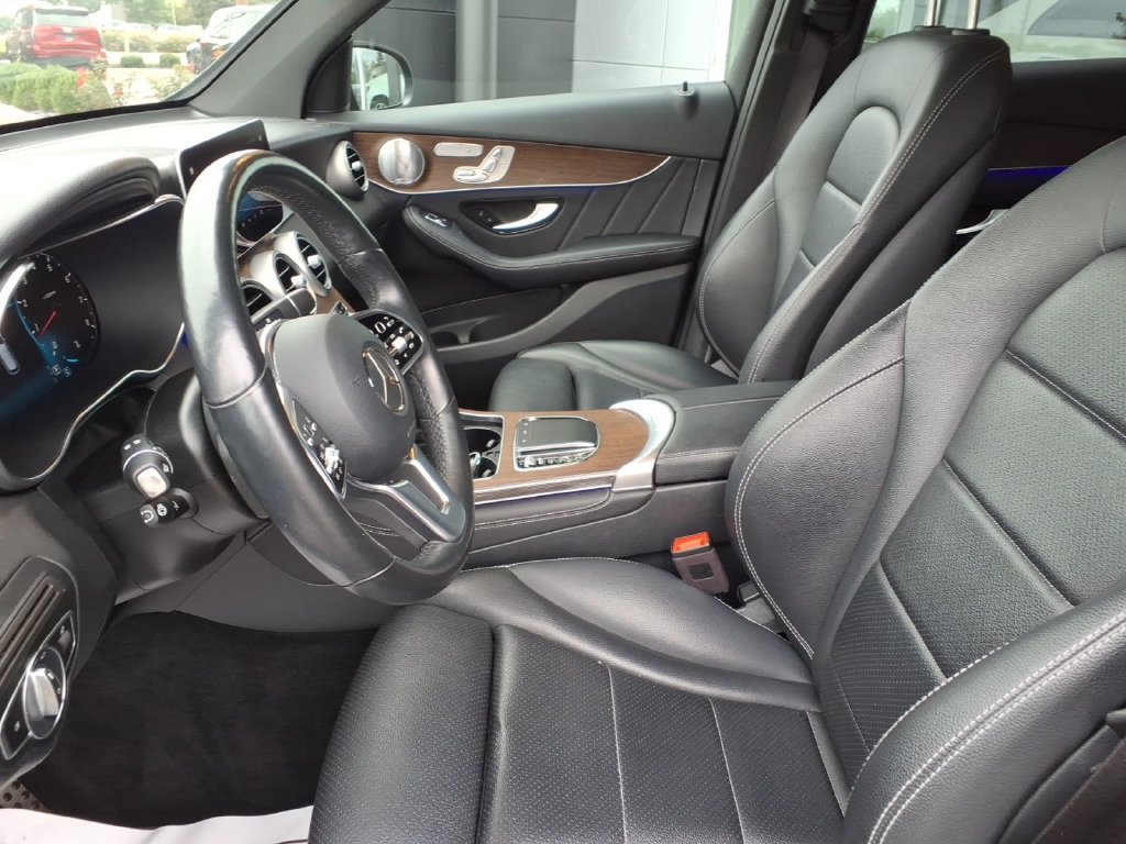 Used 2020 Mercedes-Benz GLC 300 4MATIC image 14