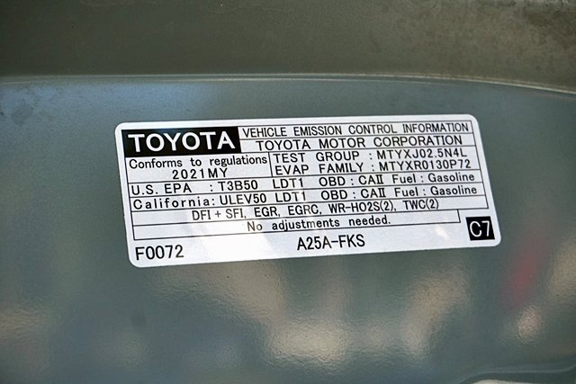 Used 2021 Toyota RAV4 XLE image 34