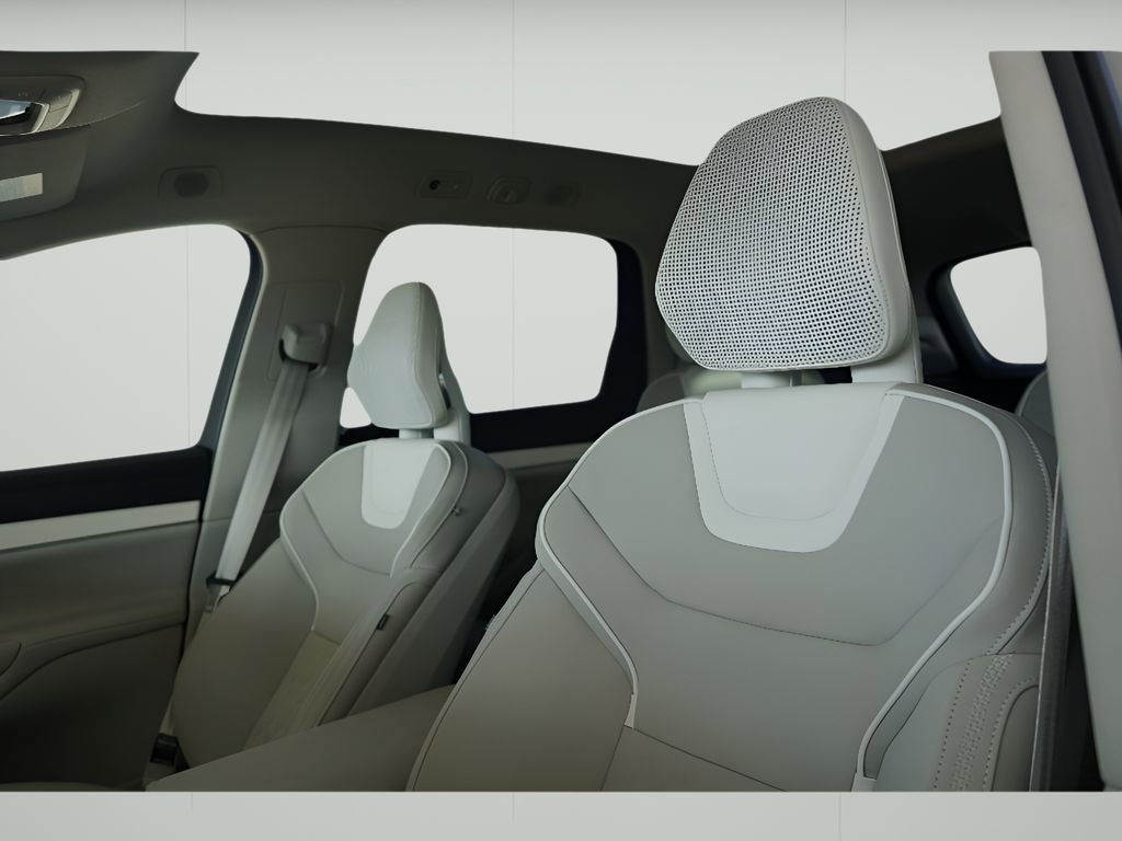 New 2025 Volvo EX90 Ultra image 18