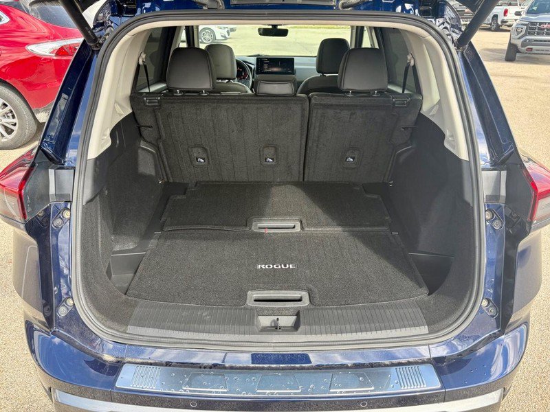 Used 2024 Nissan Rogue SL w/ SL Premium Package FWD image 6