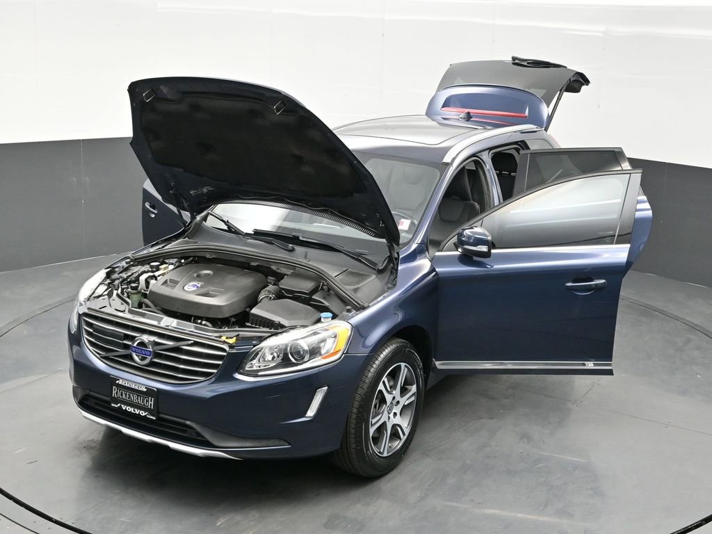 Used 2015 Volvo XC60 T6 Platinum image 40