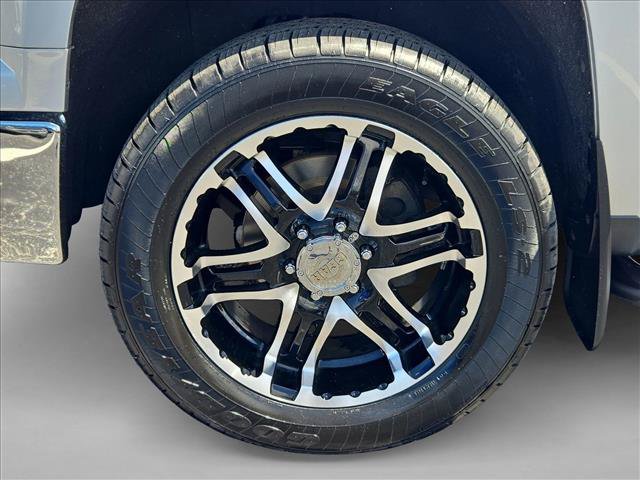 Used 2015 Chevrolet Silverado 1500 LT w/ All Star Edition RWD image 23