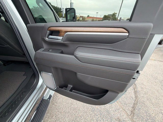 New 2026 Chevrolet Silverado 2500 High Country w/ LPO, Dark Essentials Package AWD/4WD image 54