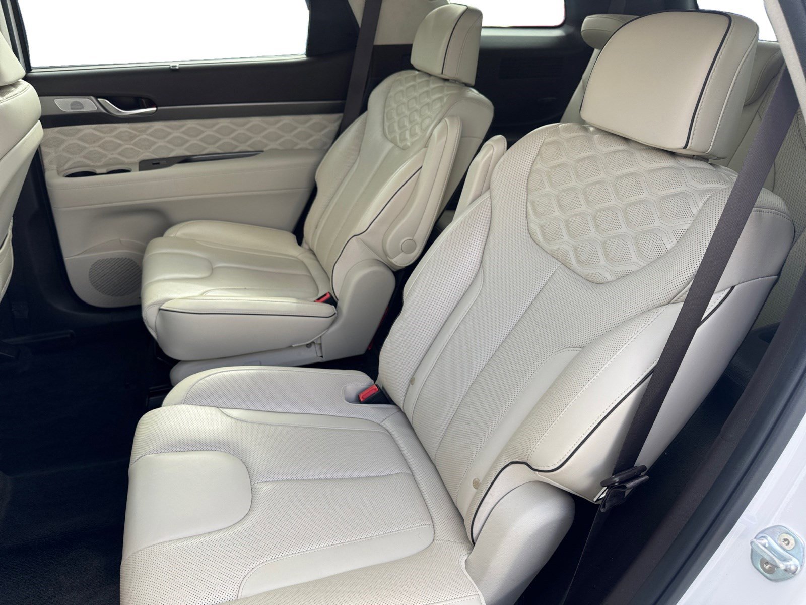 Used 2020 Hyundai Palisade Limited image 13