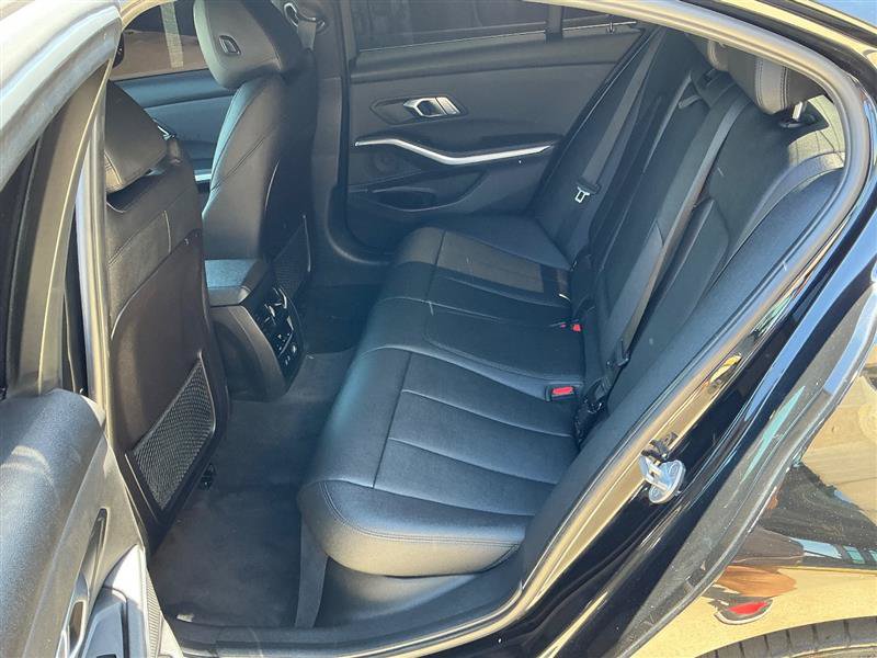 Used 2020 BMW 330i xDrive Sedan w/ Driving Assistance Package AWD/4WD image 32