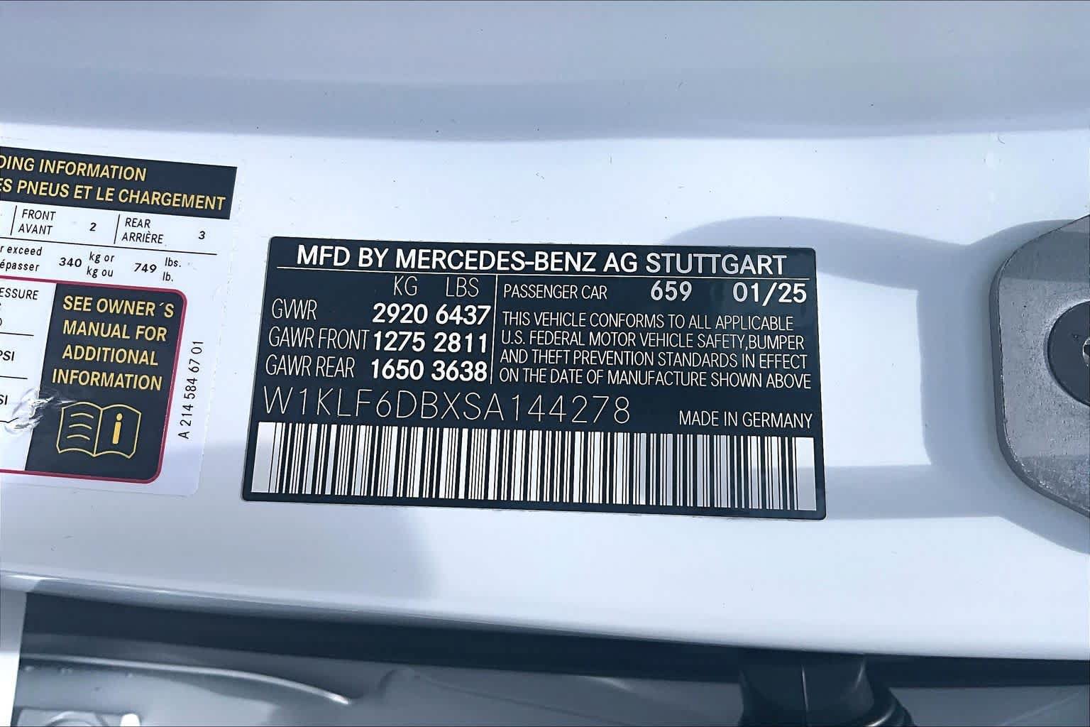 Used 2025 Mercedes-Benz E 53 AMG e 4MATIC Sedan image 32