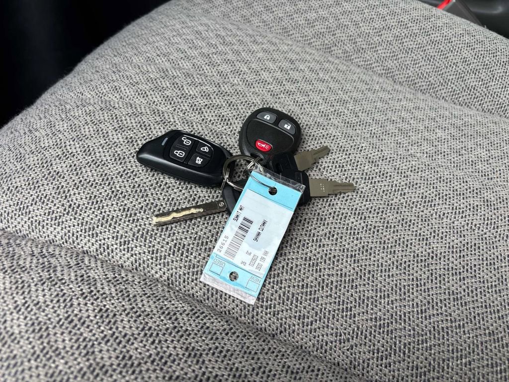 New 2026 GMC Savana 3500 w/ Power Convenience Package image 9