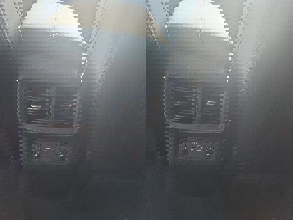 New 2026 Nissan Murano Platinum image 13