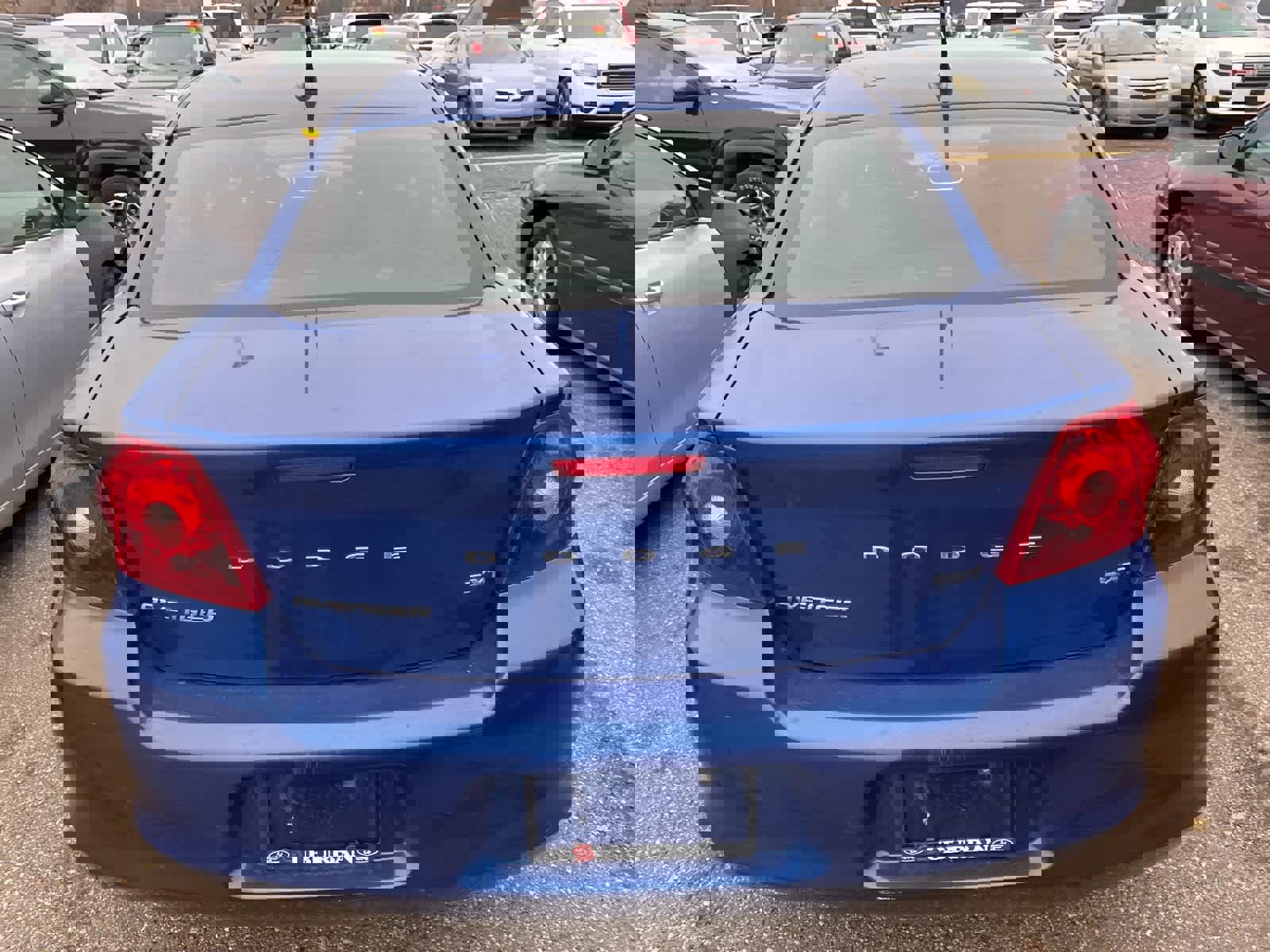 Used 2013 Dodge Avenger SXT image 12