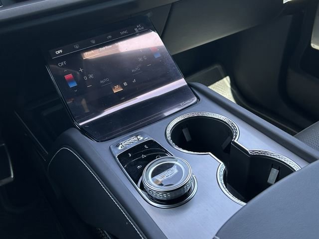 New 2026 Cadillac Vistiq Luxury image 20