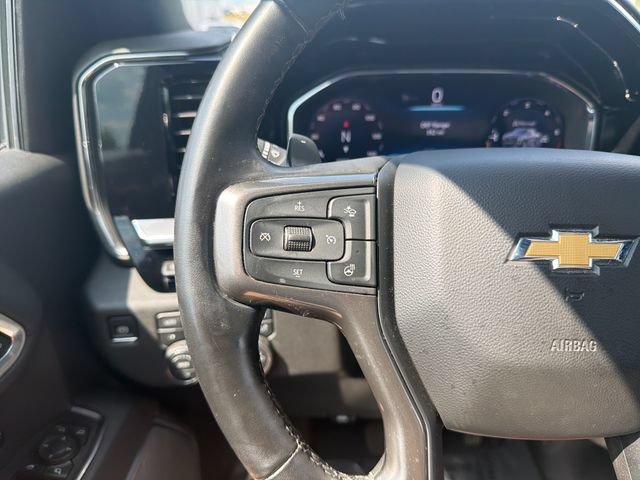 Used 2025 Chevrolet Silverado 1500 High Country AWD/4WD image 17
