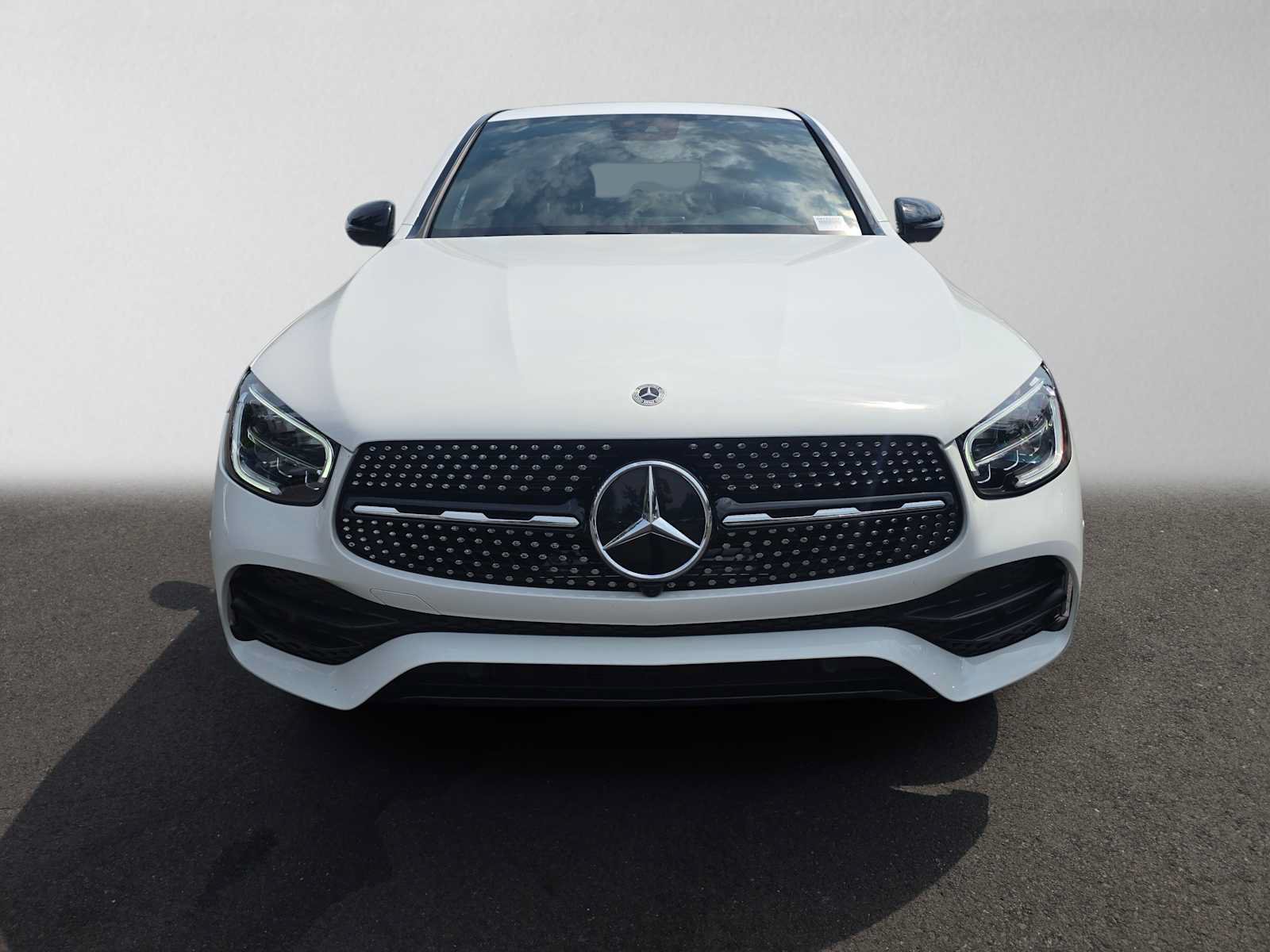 Used 2022 Mercedes-Benz GLC 300 4MATIC Coupe image 8