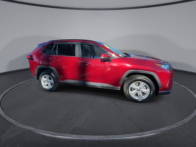 Used 2020 Toyota RAV4 XLE image 17