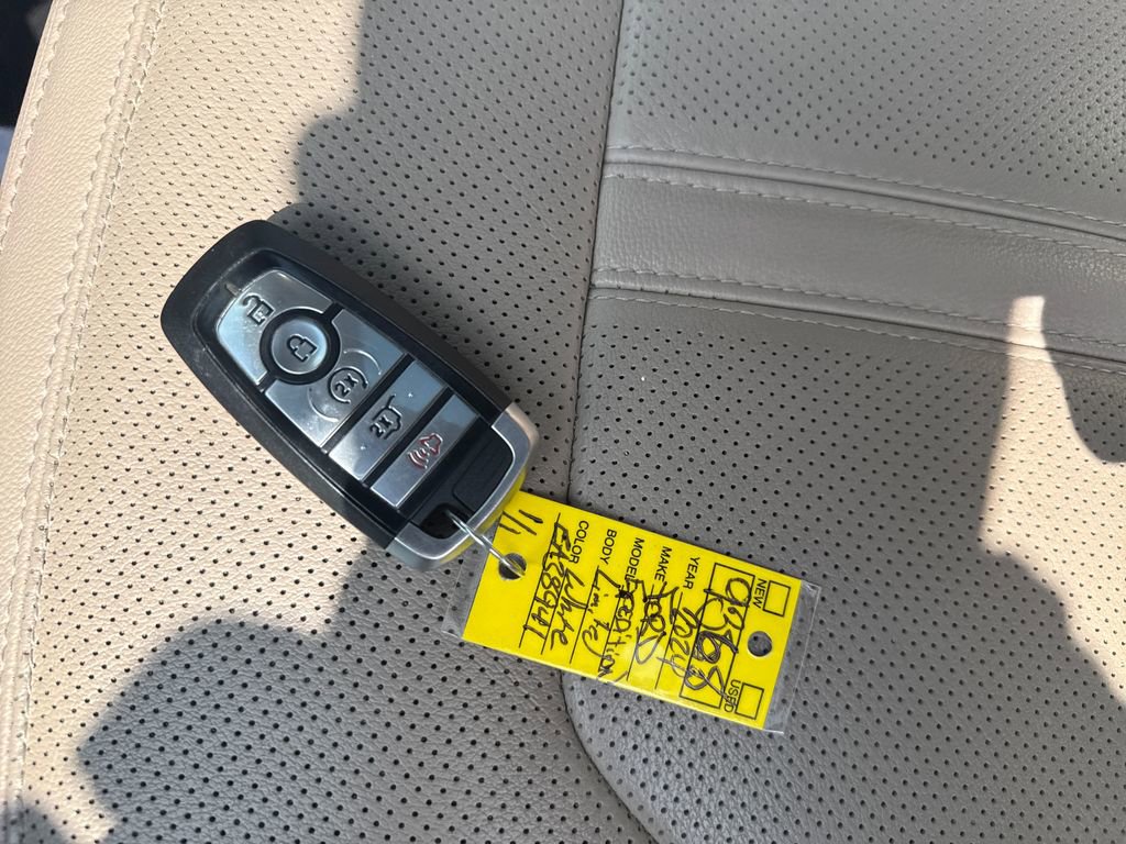 Used 2024 Ford Expedition Limited image 33