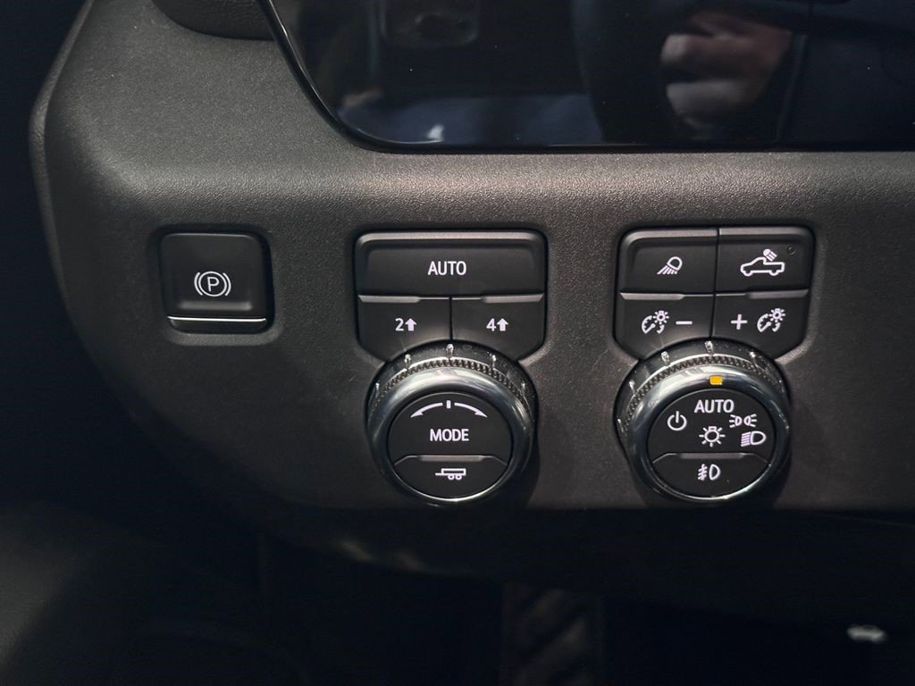 Certified 2023 GMC Sierra 1500 SLT w/ SLT Premium Package image 21