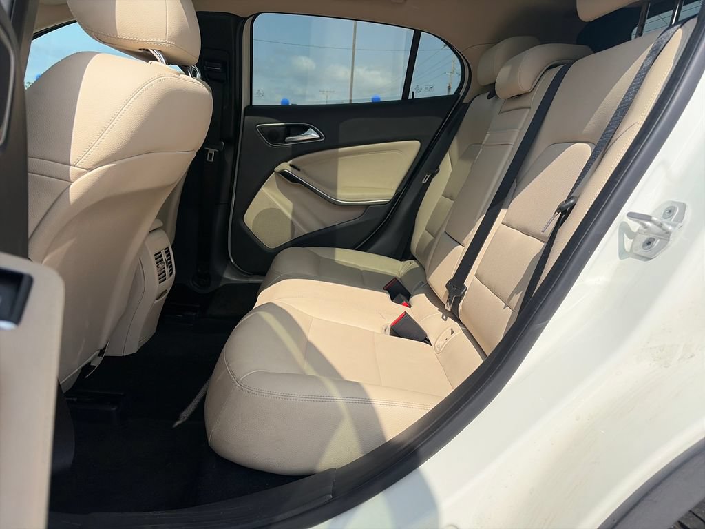 Used 2016 Mercedes-Benz GLA 250 image 27