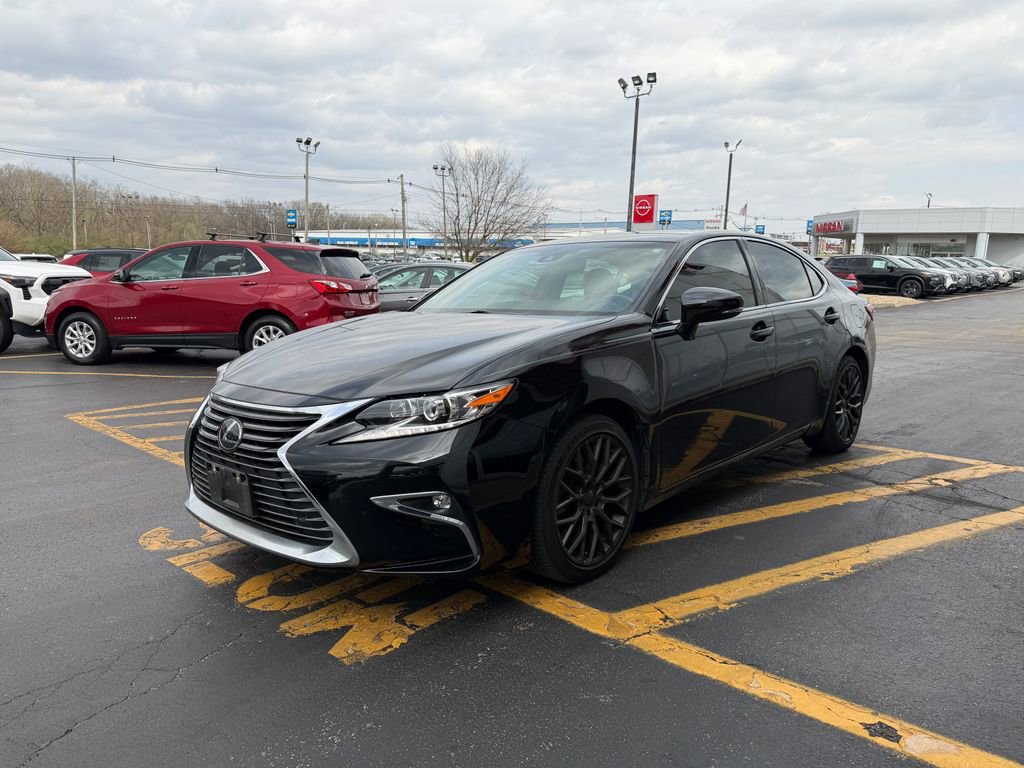 Used 2018 Lexus ES 350 w/ Ultra Luxury Package image 9
