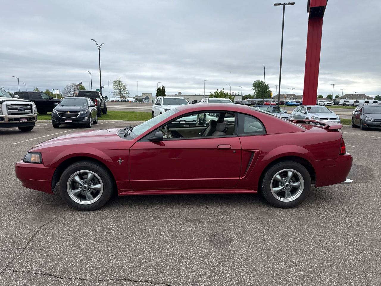 Used 2003 Ford Mustang Coupe RWD image 2