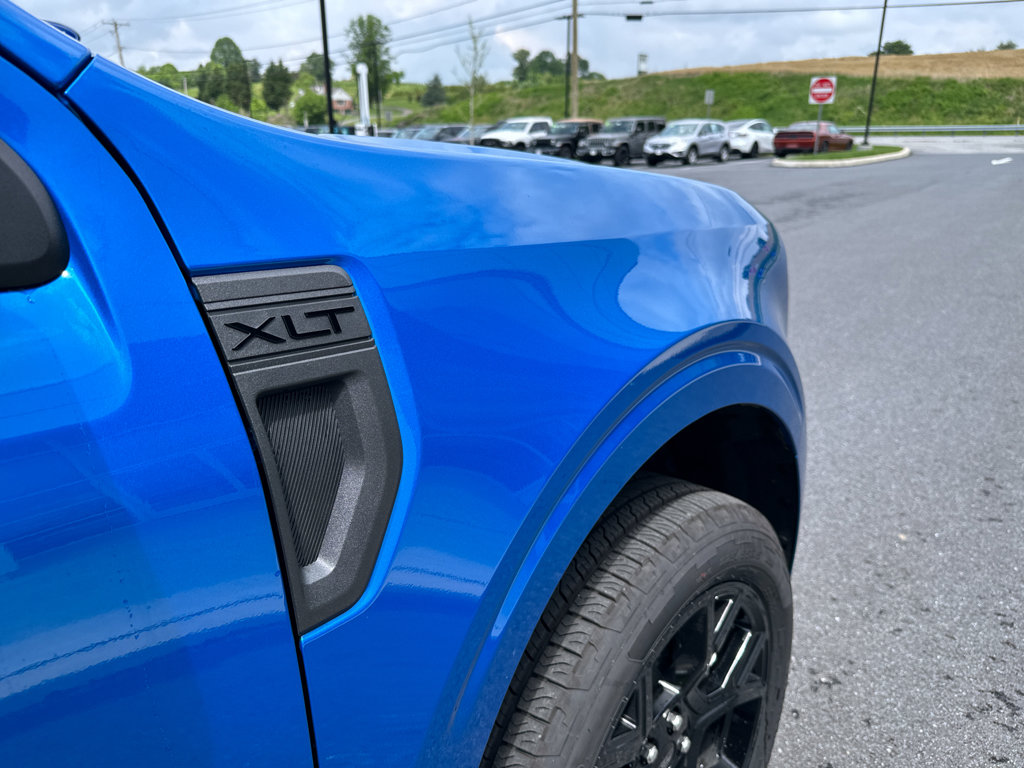 New 2025 Ford Maverick XLT w/ Black Appearance Package image 12